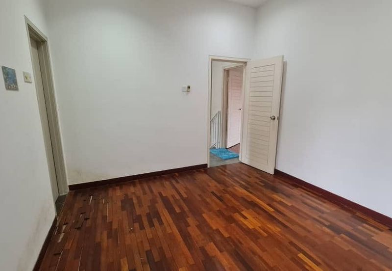 𝟐 𝐒𝐭𝐨𝐫𝐞𝐲 𝐇𝐨𝐮𝐬𝐞 𝐢𝐧 𝐁𝐚𝐧𝐝𝐚𝐫 𝐏𝐮𝐭𝐞𝐫𝐢 , 𝐏𝐮𝐜𝐡𝐨𝐧𝐠 𝐅𝐨𝐫 𝐒𝐚𝐥𝐞