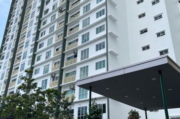 Hijauan Puteri Condominiums