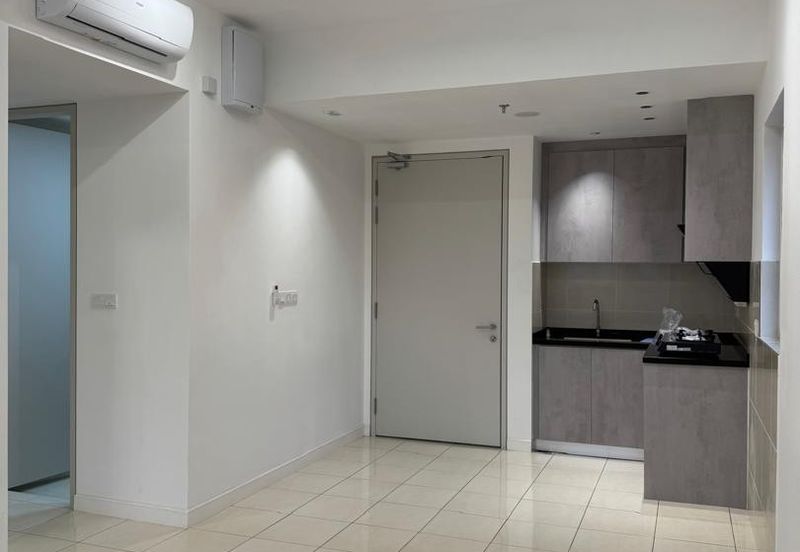 THE PULSE RESIDENCE & THE PULSE