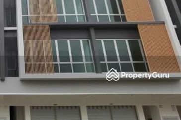 Avenue 3 @Medan Puteri