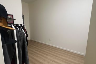 Monet Lily @ Sunsuria City