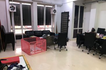 𝟐𝐧𝐝 𝐅𝐥𝐨𝐨𝐫 𝐒𝐡𝐨𝐩𝐥𝐨𝐭  𝐈𝐧 𝐁𝐚𝐧𝐝𝐚𝐫 𝐏𝐮𝐭𝐞𝐫𝐢 𝐏𝐮𝐜𝐡𝐨𝐧𝐠 𝐅𝐨𝐫 𝐑𝐞𝐧𝐭