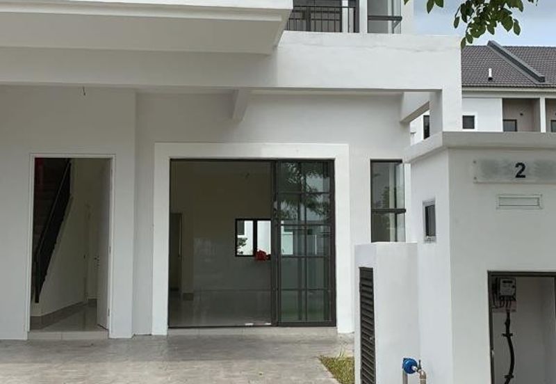 Monet Lily @ Sunsuria City