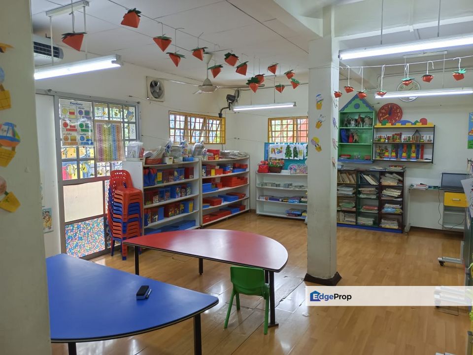 𝟐 𝐒𝐭𝐨𝐫𝐞𝐲 𝐂𝐨𝐫𝐧𝐞𝐫  𝐇𝐨𝐮𝐬𝐞, 𝐢𝐧 𝐔𝐒𝐉 𝟏𝟏 𝐒𝐮𝐛𝐚𝐧𝐠 𝐉𝐚𝐲𝐚 𝐅𝐨𝐫 𝐫𝐞𝐧𝐭, Selangor, USJ