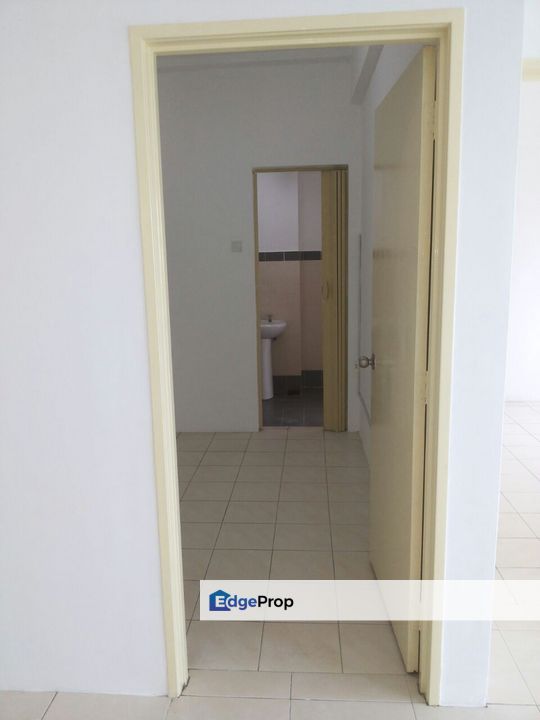 𝐓𝐡𝐞 𝐇𝐞𝐫𝐨𝐧 𝐑𝐞𝐬𝐢𝐝𝐞𝐧𝐜𝐲 , 𝐁𝐚𝐧𝐝𝐚𝐫 𝐁𝐮𝐤𝐢𝐭  𝐏𝐮𝐜𝐡𝐨𝐧𝐠 𝐟𝐨𝐫 𝐒𝐚𝐥𝐞, Selangor, Puchong