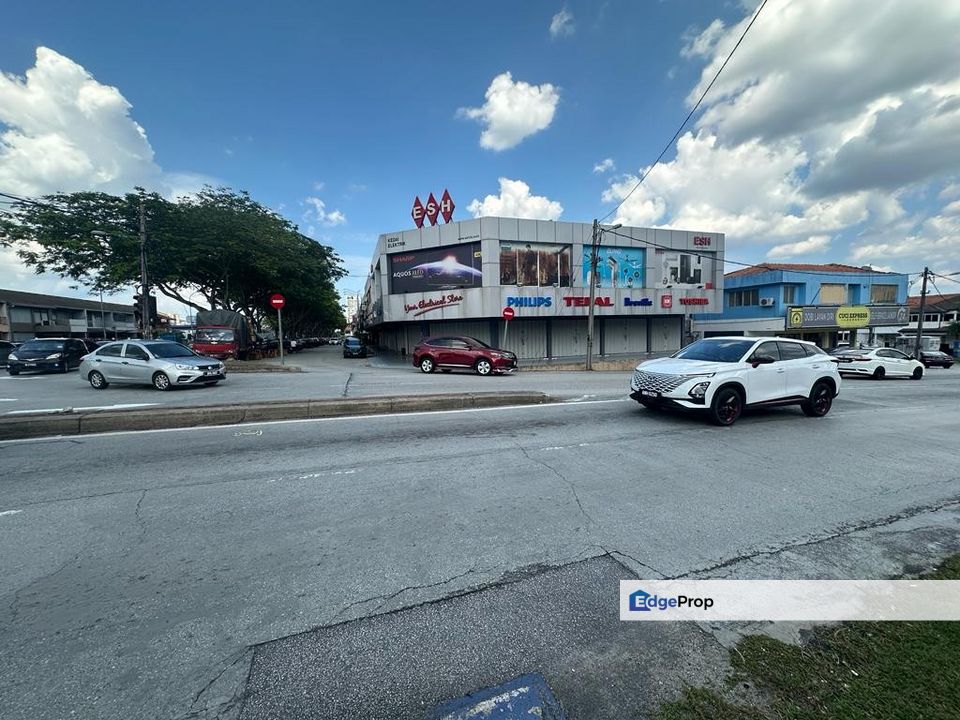 𝟐 𝐒𝐭𝐨𝐫𝐞𝐲 𝐂𝐨𝐫𝐧𝐞𝐫 𝐇𝐨𝐮𝐬𝐞, 𝐢𝐧 𝐒𝐒𝟐, 𝐏𝐞𝐭𝐚𝐥𝐢𝐧𝐠 𝐉𝐚𝐲𝐚 𝐅𝐨𝐫 𝐒𝐚𝐥𝐞, Selangor, Petaling Jaya