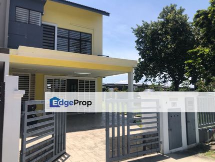 𝟐 𝐒𝐭𝐨𝐫𝐞𝐲 𝐒𝐞𝐦𝐢 𝐃𝐞𝐭𝐚𝐜𝐡𝐞𝐝  𝐇𝐨𝐮𝐬𝐞, 𝐢𝐧 𝐒𝐢𝐞𝐫𝐫𝐚 𝟖, 𝐏𝐮𝐜𝐡𝐨𝐧𝐠 𝐅𝐨𝐫 𝐫𝐞𝐧𝐭, Selangor, Puchong South
