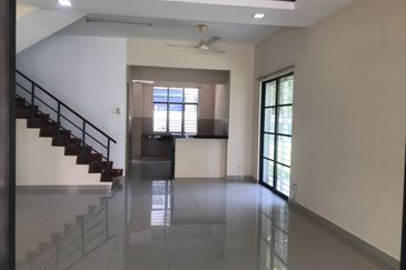 Bandar Sierra Puchong