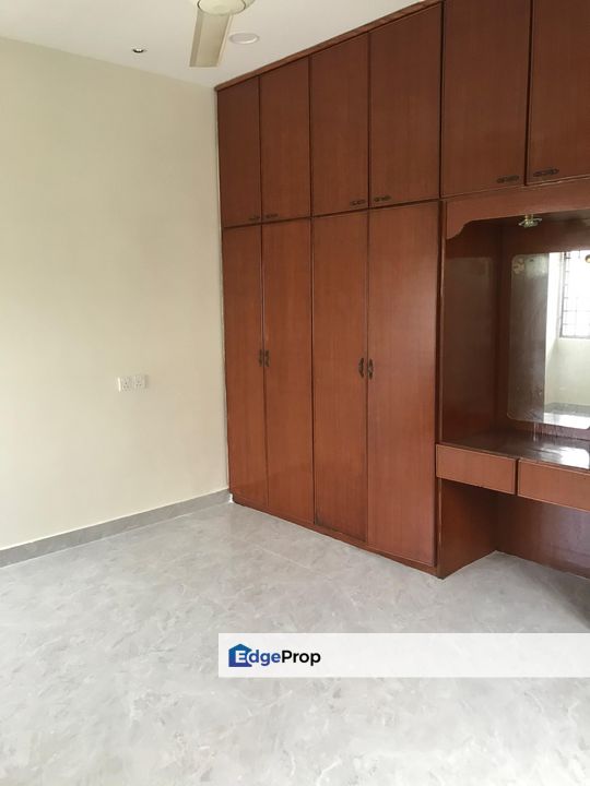 2 𝐒𝐭𝐨𝐫𝐞𝐲 𝐇𝐨𝐮𝐬𝐞 𝐈𝐧 𝐔𝐒𝐉𝟔, 𝐒𝐮𝐛𝐚𝐧𝐠 𝐉𝐚𝐲𝐚 𝐟𝐨𝐫 𝐫𝐞𝐧𝐭, Selangor, USJ