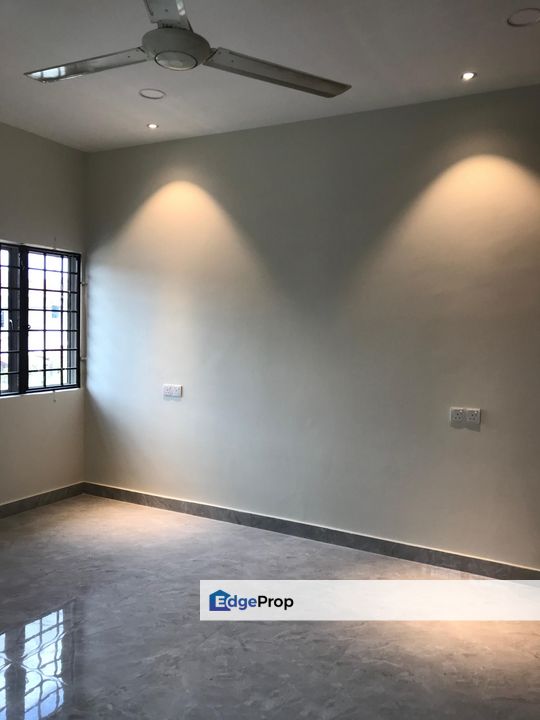 2 𝐒𝐭𝐨𝐫𝐞𝐲 𝐇𝐨𝐮𝐬𝐞 𝐈𝐧 𝐔𝐒𝐉𝟔, 𝐒𝐮𝐛𝐚𝐧𝐠 𝐉𝐚𝐲𝐚 𝐟𝐨𝐫 𝐫𝐞𝐧𝐭, Selangor, USJ