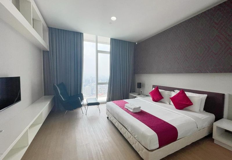 Face Platinum Suites