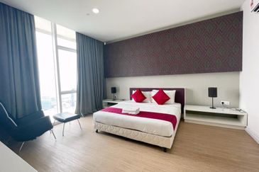 Face Platinum Suites