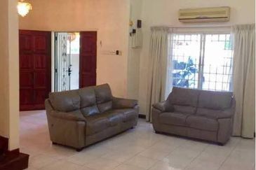 𝟐.𝟓 𝐒𝐭𝐨𝐫𝐞𝐲 𝐇𝐨𝐮𝐬𝐞 𝐈𝐧 𝐁𝐚𝐧𝐝𝐚𝐫 𝐏𝐮𝐭𝐞𝐫𝐢 𝟖 ,𝐏𝐮𝐜𝐡𝐨𝐧𝐠 𝐟𝐨𝐫 𝐒𝐚𝐥𝐞