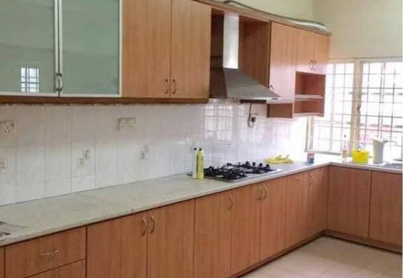 𝟐.𝟓 𝐒𝐭𝐨𝐫𝐞𝐲 𝐇𝐨𝐮𝐬𝐞 𝐈𝐧 𝐁𝐚𝐧𝐝𝐚𝐫 𝐏𝐮𝐭𝐞𝐫𝐢 𝟖 ,𝐏𝐮𝐜𝐡𝐨𝐧𝐠 𝐟𝐨𝐫 𝐒𝐚𝐥𝐞