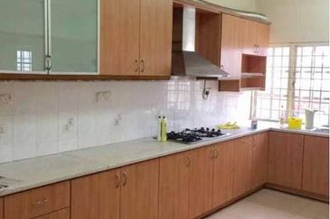 𝟐.𝟓 𝐒𝐭𝐨𝐫𝐞𝐲 𝐇𝐨𝐮𝐬𝐞 𝐈𝐧 𝐁𝐚𝐧𝐝𝐚𝐫 𝐏𝐮𝐭𝐞𝐫𝐢 𝟖 ,𝐏𝐮𝐜𝐡𝐨𝐧𝐠 𝐟𝐨𝐫 𝐒𝐚𝐥𝐞