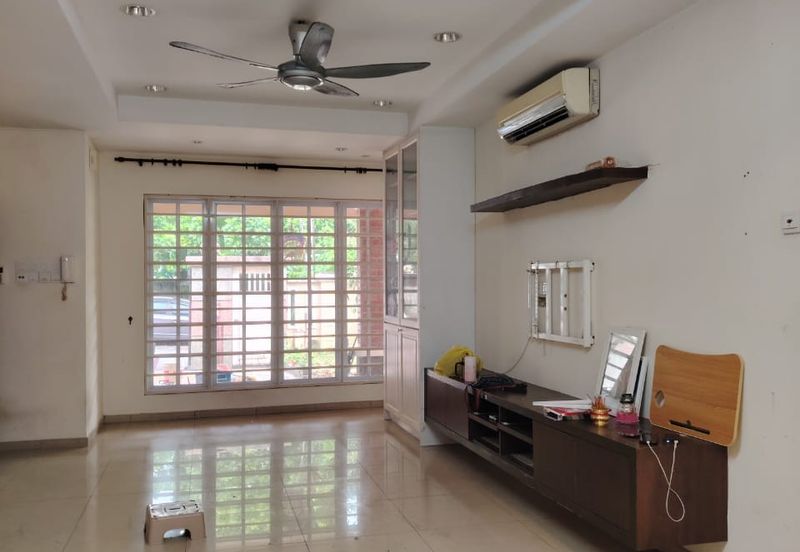 𝟐 𝐒𝐭𝐨𝐫𝐞𝐲 𝐂𝐨𝐫𝐧𝐞𝐫 𝐇𝐨𝐮𝐬𝐞 𝐈𝐧 𝐁𝐚𝐧𝐝𝐚𝐫 𝐏𝐮𝐭𝐞𝐫𝐢 𝟏𝟎 𝐟𝐨𝐫 𝐫𝐞𝐧𝐭