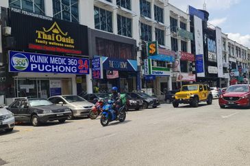 𝐆𝐫𝐨𝐮𝐧𝐝 𝐅𝐥𝐨𝐨𝐫 𝐒𝐡𝐨𝐩𝐥𝐨𝐭 , 𝐁𝐚𝐧𝐝𝐚𝐫 𝐏𝐮𝐭𝐞𝐫𝐢 𝐏𝐮𝐜𝐡𝐨𝐧𝐠 𝐟𝐨𝐫 𝐑𝐞𝐧𝐭