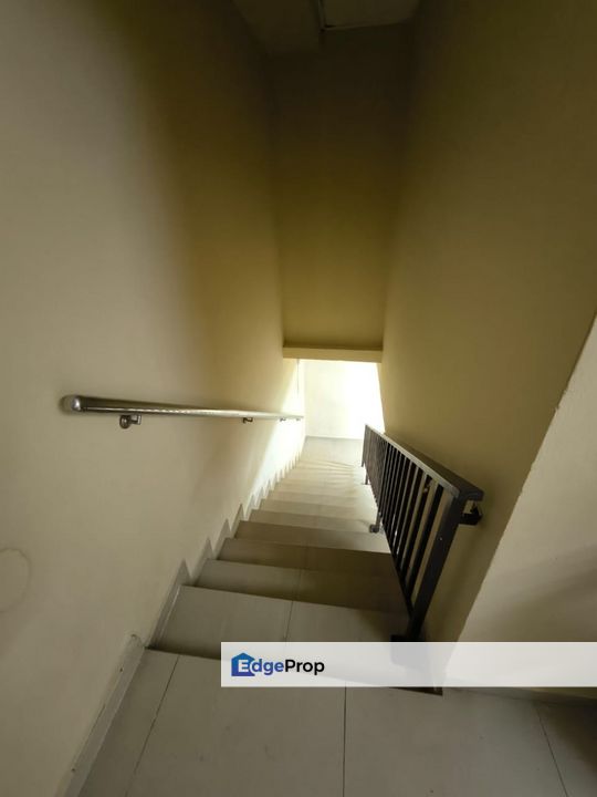 𝟐 𝐒𝐭𝐨𝐫𝐞𝐲 𝐂𝐨𝐫𝐧𝐞𝐫 𝐇𝐨𝐮𝐬𝐞 𝐈𝐧 𝐓𝐚𝐦𝐚𝐧 𝐏𝐮𝐜𝐡𝐨𝐧𝐠 𝐏𝐞𝐫𝐝𝐚𝐧𝐚, 𝐏𝐮𝐜𝐡𝐨𝐧𝐠 𝐟𝐨𝐫 𝐫𝐞𝐧𝐭, Selangor, Puchong