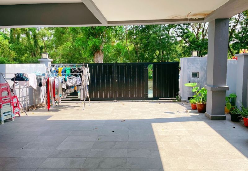 𝟐.𝟓 𝐒𝐭𝐨𝐫𝐞𝐲  𝐇𝐨𝐮𝐬𝐞 𝐈𝐧 𝐁𝐚𝐧𝐝𝐚𝐫 𝐏𝐮𝐭𝐞𝐫𝐢 𝟖, 𝐏𝐮𝐜𝐡𝐨𝐧𝐠 𝐟𝐨𝐫 𝐫𝐞𝐧𝐭