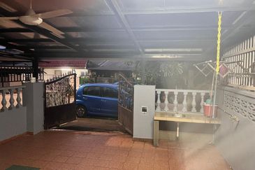 Taman Saujana Puchong