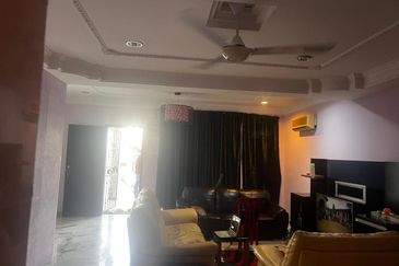 Taman Saujana Puchong