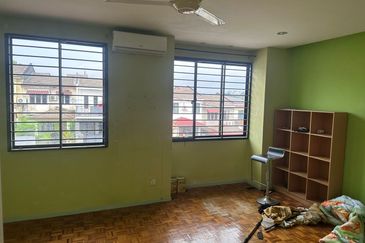 Taman Saujana Puchong