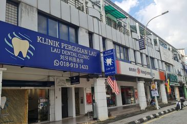 𝟑 𝐒𝐭𝐨𝐫𝐞𝐲 𝐒𝐡𝐨𝐩𝐥𝐨𝐭 𝐢𝐧 𝐁𝐚𝐧𝐝𝐚𝐫 𝐒𝐫𝐢 𝐏𝐞𝐭𝐚𝐥𝐢𝐧𝐠, 𝐊𝐮𝐚𝐥𝐚 𝐋𝐮𝐦𝐩𝐮𝐫 𝐟𝐨𝐫 𝐒𝐚𝐥𝐞