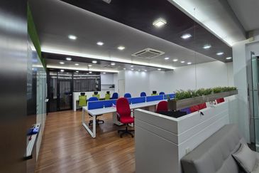 𝐒𝐡𝐨𝐩𝐥𝐨𝐭 𝐎𝐟𝐟𝐢𝐜𝐞 , 𝐁𝐚𝐧𝐝𝐚𝐫 𝐏𝐮𝐭𝐞𝐫𝐢 𝐏𝐮𝐜𝐡𝐨𝐧𝐠 𝐟𝐨𝐫 𝐑𝐞𝐧𝐭