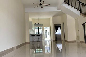 Monet Springtime @ Sunsuria City