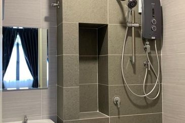 Monet Springtime @ Sunsuria City