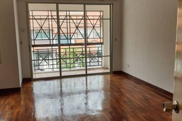 𝟐 𝐒𝐭𝐨𝐫𝐞𝐲 𝐇𝐨𝐮𝐬𝐞 𝐈𝐧 𝐁𝐚𝐧𝐝𝐚𝐫 𝐏𝐮𝐭𝐞𝐫𝐢 𝟏𝟎, 𝐏𝐮𝐜𝐡𝐨𝐧𝐠 𝐟𝐨𝐫 𝐫𝐞𝐧𝐭