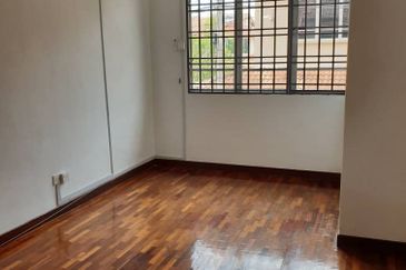 𝟐 𝐒𝐭𝐨𝐫𝐞𝐲 𝐇𝐨𝐮𝐬𝐞 𝐈𝐧 𝐁𝐚𝐧𝐝𝐚𝐫 𝐏𝐮𝐭𝐞𝐫𝐢 𝟏𝟎, 𝐏𝐮𝐜𝐡𝐨𝐧𝐠 𝐟𝐨𝐫 𝐫𝐞𝐧𝐭