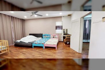 𝟐  𝐒𝐭𝐨𝐫𝐞𝐲 𝐄𝐧𝐝 𝐋𝐨𝐭 𝐇𝐨𝐮𝐬𝐞 𝐁𝐚𝐧𝐝𝐚𝐫 𝐏𝐮𝐭𝐞𝐫𝐢 ,𝐏𝐮𝐜𝐡𝐨𝐧𝐠, 𝐟𝐨𝐫 𝐒𝐚𝐥𝐞