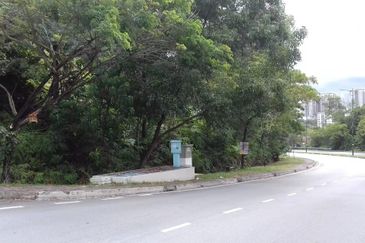 Puncak Saujana