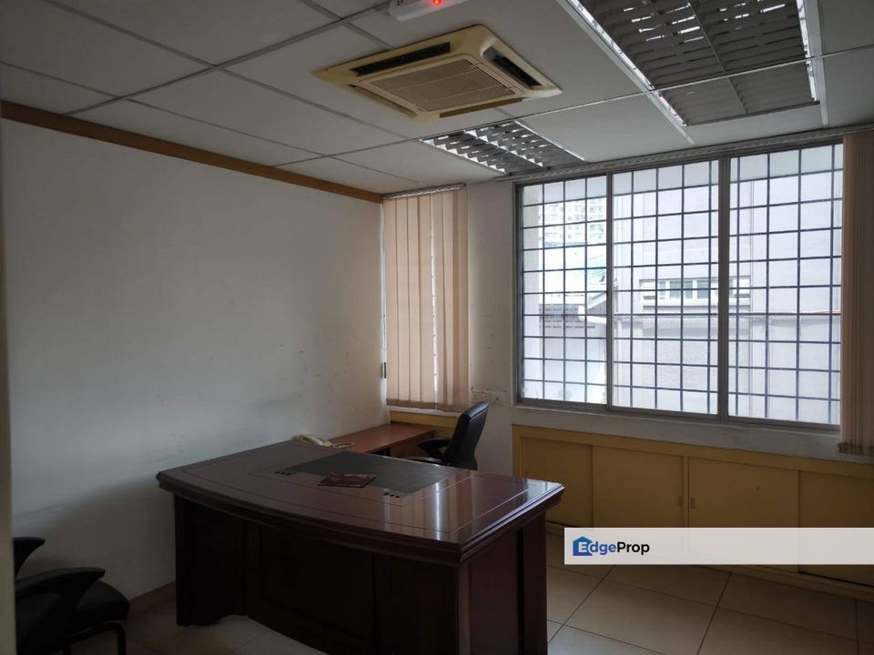 𝐃𝐞𝐭𝐚𝐜𝐡𝐞𝐝  𝐅𝐚𝐜𝐭𝐨𝐫𝐲  𝐰𝐢𝐭𝐡 𝟑 𝐒𝐭𝐨𝐫𝐞𝐲 𝐎𝐟𝐟𝐢𝐜𝐞 ,𝐒𝐞𝐜𝐭𝐢𝐨𝐧 𝟓𝟏 𝐏𝐉 𝐅𝐨𝐫 𝐑𝐞𝐧𝐭, Selangor, Petaling Jaya