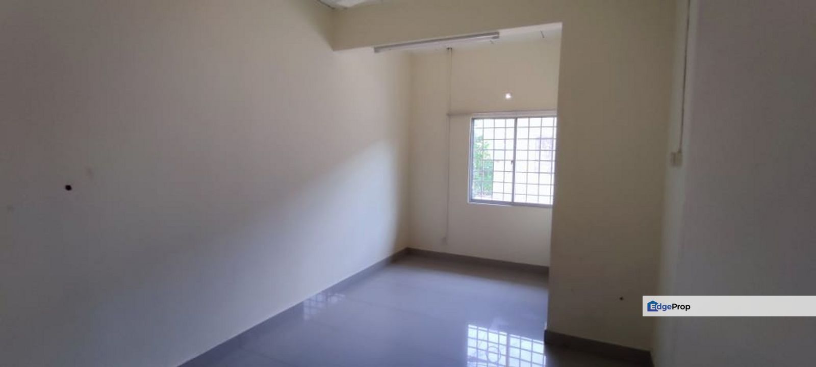 𝟐 𝐒𝐭𝐨𝐫𝐞𝐲 𝐇𝐨𝐮𝐬𝐞 𝐈𝐧 𝐒𝐒𝟕  𝐊𝐞𝐥𝐚𝐧𝐚 𝐉𝐚𝐲𝐚 𝐟𝐨𝐫 𝐫𝐞𝐧𝐭, Selangor, Petaling Jaya