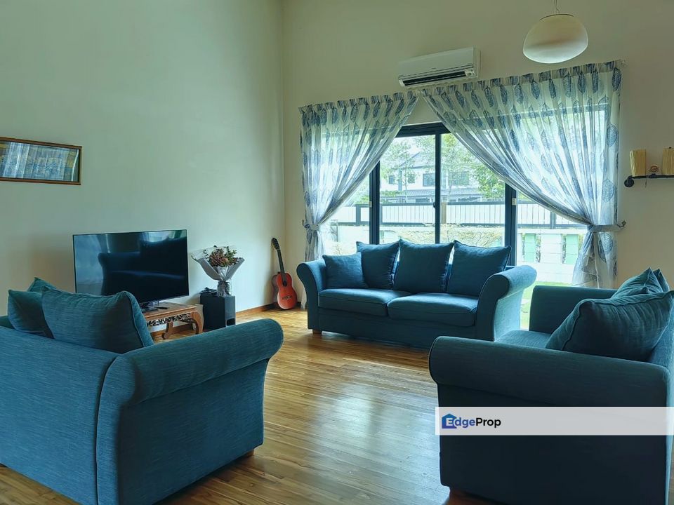 𝟐 𝐒𝐭𝐨𝐫𝐞𝐲 𝐂𝐨𝐫𝐧𝐞𝐫 𝐒𝐞𝐦𝐢 𝐃 𝐇𝐨𝐮𝐬𝐞,𝐃𝐢𝐬𝐥𝐚𝐧𝐝 𝐑𝐞𝐬𝐢𝐝𝐞𝐧𝐜𝐞 𝐏𝐮𝐜𝐡𝐨𝐧𝐠 𝐟𝐨𝐫 𝐫𝐞𝐧𝐭, Selangor, Puchong