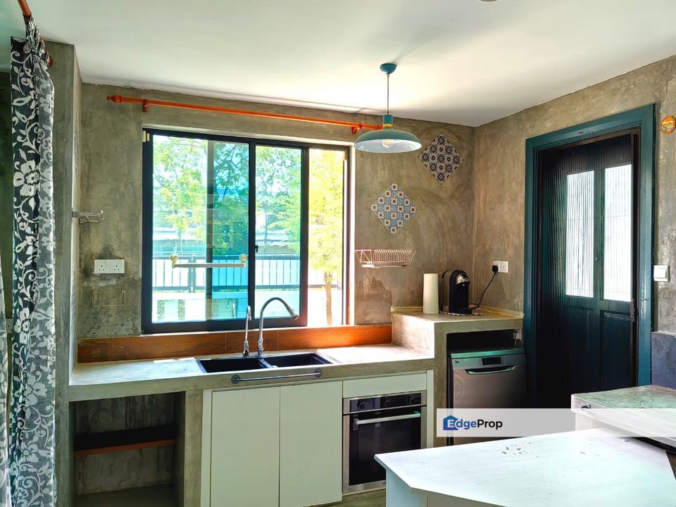 𝟐 𝐒𝐭𝐨𝐫𝐞𝐲 𝐂𝐨𝐫𝐧𝐞𝐫 𝐒𝐞𝐦𝐢 𝐃 𝐇𝐨𝐮𝐬𝐞,𝐃𝐢𝐬𝐥𝐚𝐧𝐝 𝐑𝐞𝐬𝐢𝐝𝐞𝐧𝐜𝐞 𝐏𝐮𝐜𝐡𝐨𝐧𝐠 𝐟𝐨𝐫 𝐫𝐞𝐧𝐭, Selangor, Puchong