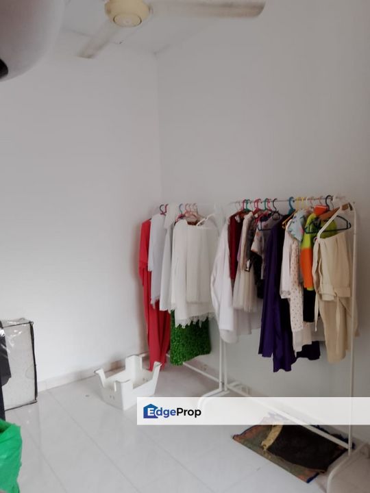 𝟐 𝐒𝐭𝐨𝐫𝐞𝐲 𝐇𝐨𝐮𝐬𝐞,𝐏𝐮𝐭𝐫𝐚 𝐇𝐞𝐢𝐠𝐡𝐭 𝐔𝐒𝐉 𝐟𝐨𝐫 𝐫𝐞𝐧𝐭, Selangor, Subang Jaya