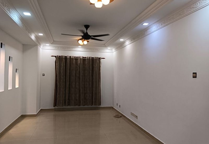 𝟐 𝐒𝐭𝐨𝐫𝐞𝐲 𝐄𝐧𝐝 𝐋𝐨𝐭 𝐇𝐨𝐮𝐬𝐞, 𝐁𝐚𝐧𝐝𝐚𝐫 𝐏𝐮𝐭𝐞𝐫𝐢 𝐏𝐮𝐜𝐡𝐨𝐧𝐠 𝐟𝐨𝐫 𝐫𝐞𝐧𝐭