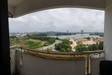 Vista Millennium Condominiums