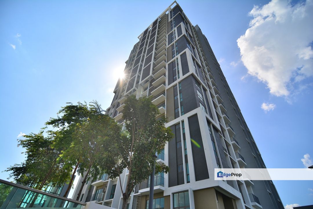 House For Sale Lake Point Residence At Cyberjaya Near Putrajaya With