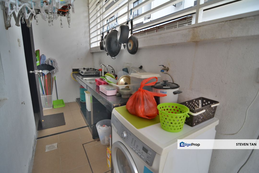 Freehold Double Storey Ttdi Grove 8 Acacia @ Kajang 850k Negotiable, Selangor, Kajang