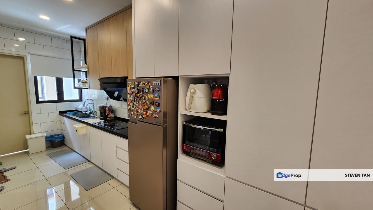 Fully furnished Townhouse 3 Storey at N’Dira Bandar Sierra Puchong For SALE, Selangor, Puchong South