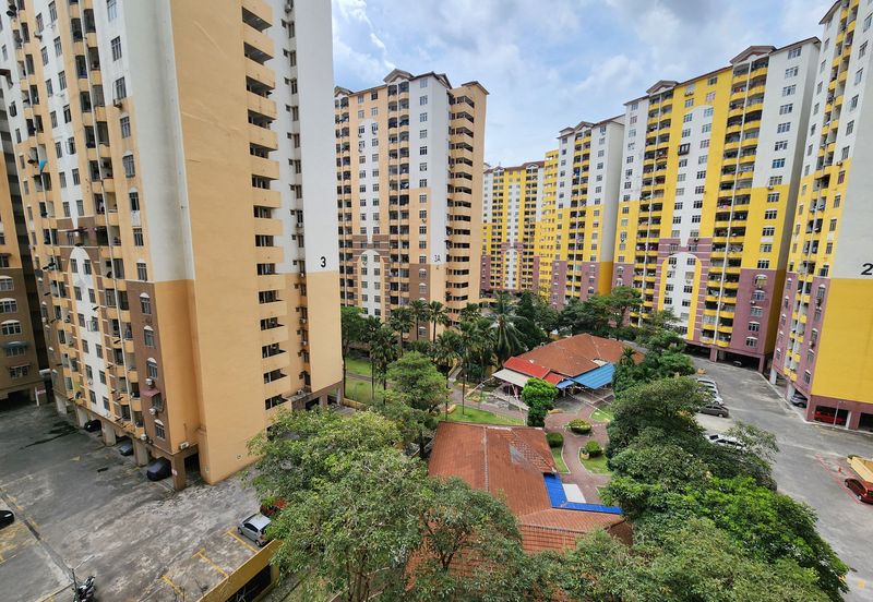Pangsapuri Lagoon Perdana