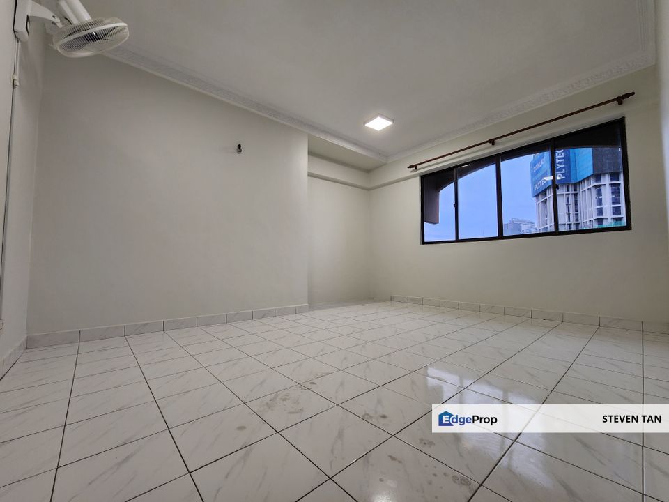 Sri Bangsar Apartment Bangsar Penthouse For Rent | 2,018 sqft | Low Density | Near Mid Valley 🔥 Spacious Penthouse Unit in Bangsar Town – Rare in Mar, Kuala Lumpur, Bangsar