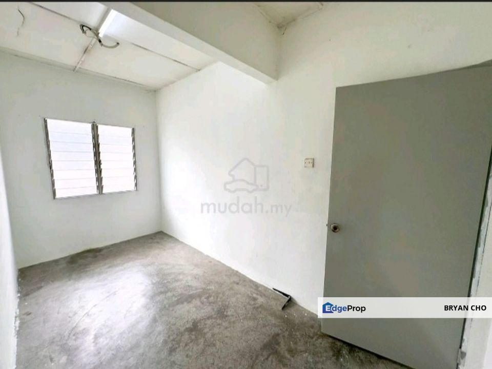 jalan impian makmur kajang selangor for sale low cost 15 x 55 full loan low deposit, Selangor, Kajang