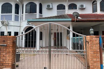 SL7, Bandar Sungai Long