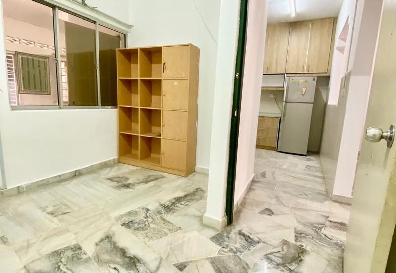 SL7, Bandar Sungai Long