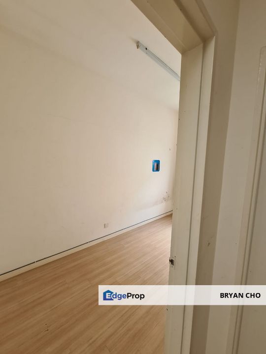 Paragon 202 Puchong south selangor 2 storey Paragon 202 lestari putra seri kembangan 18 x 65 Bumi Lot leasehold, Selangor, Puchong South